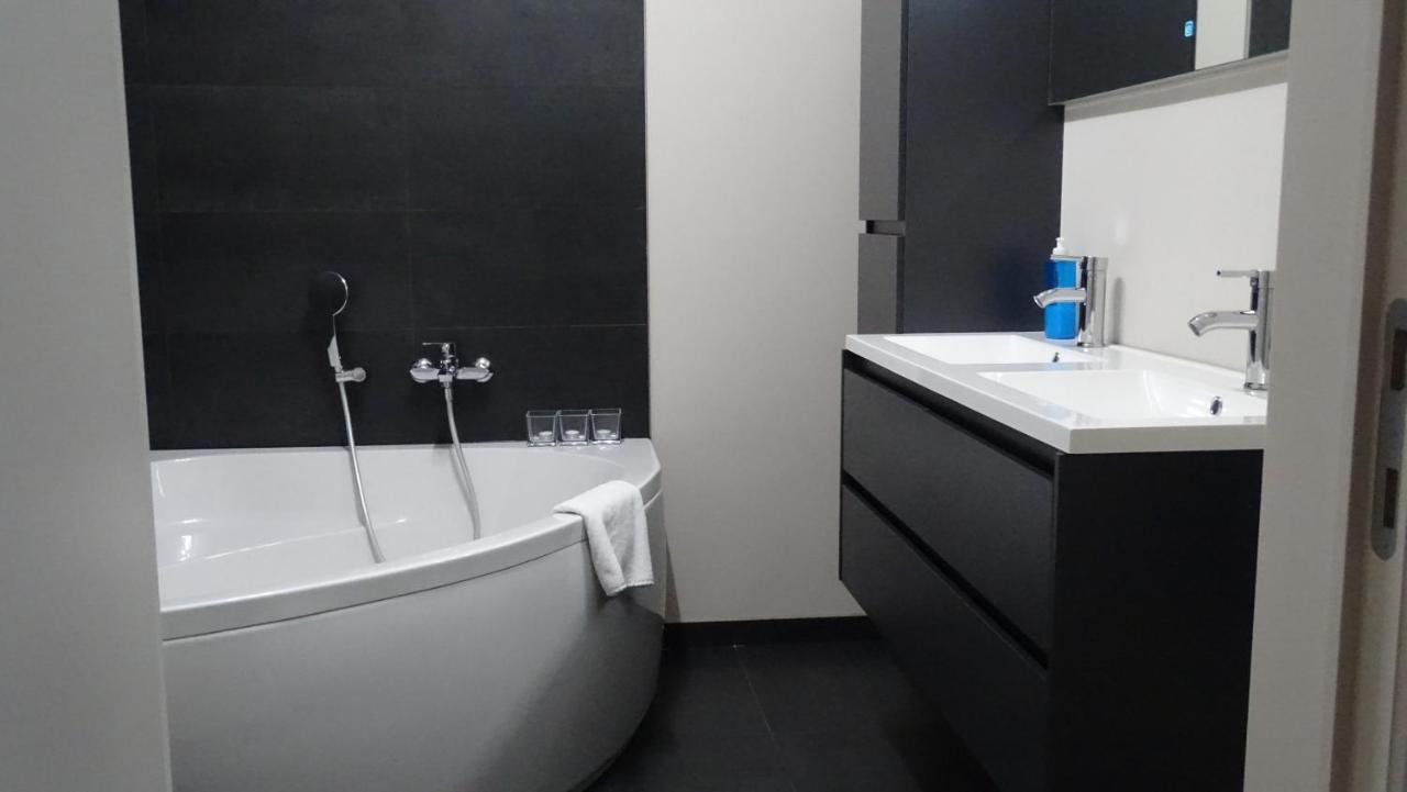 Cote Grange Hotel Tournai Kültér fotó